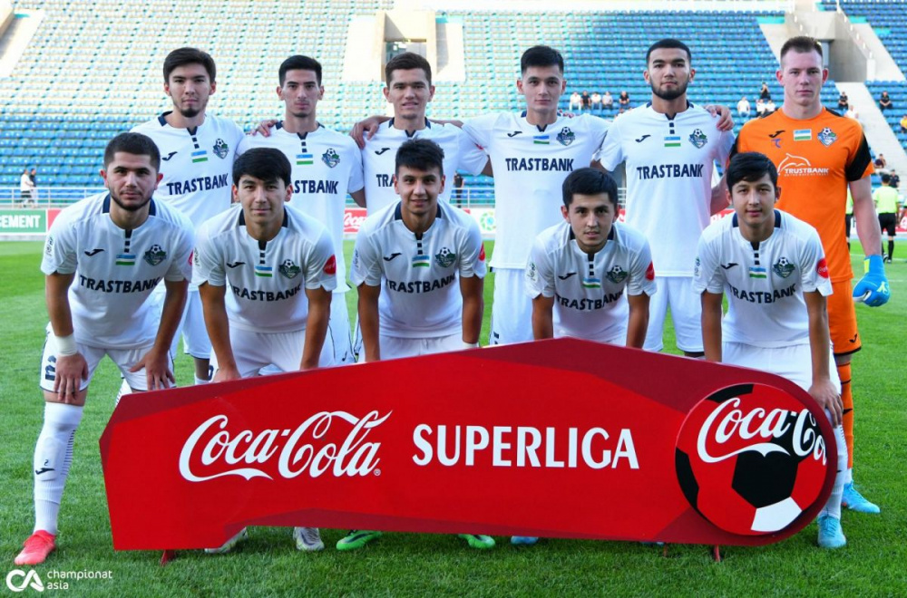 “Trustbank” wishes success to the “Olympic” football team