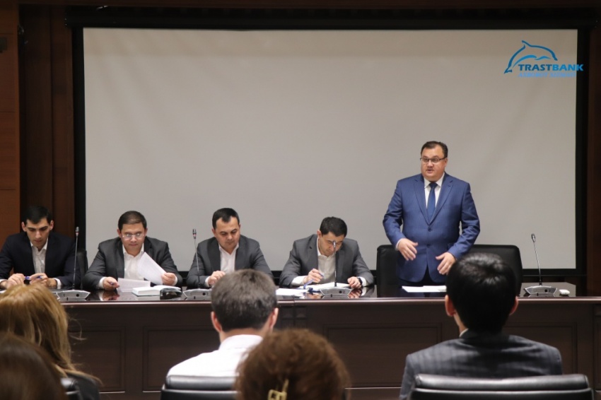 Seminar on eliminating problems arising in loan contracts was held