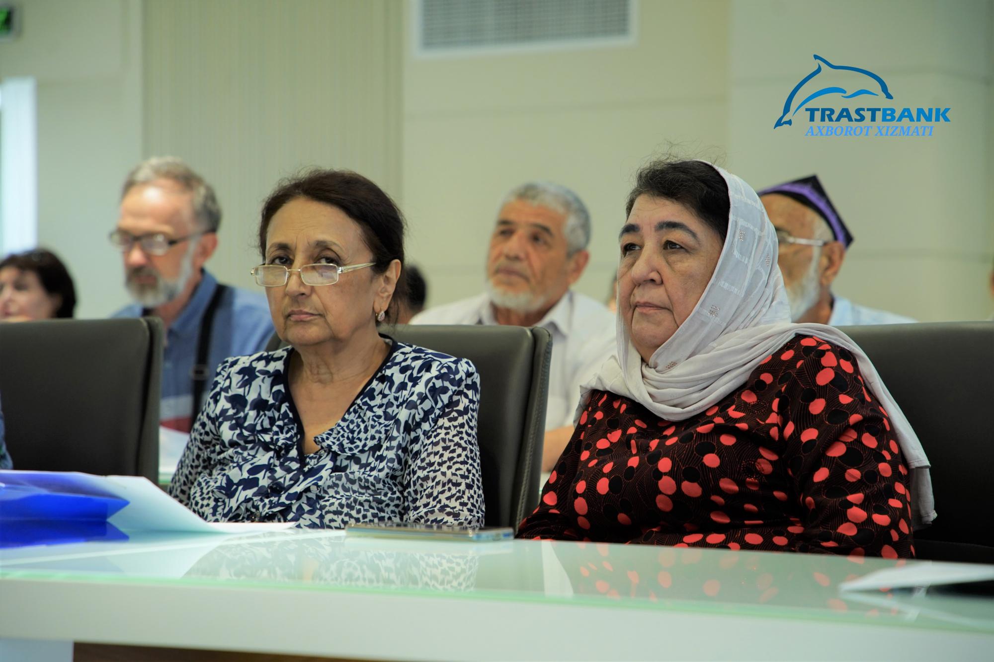 01 (4).jpg 01 (4).jpg