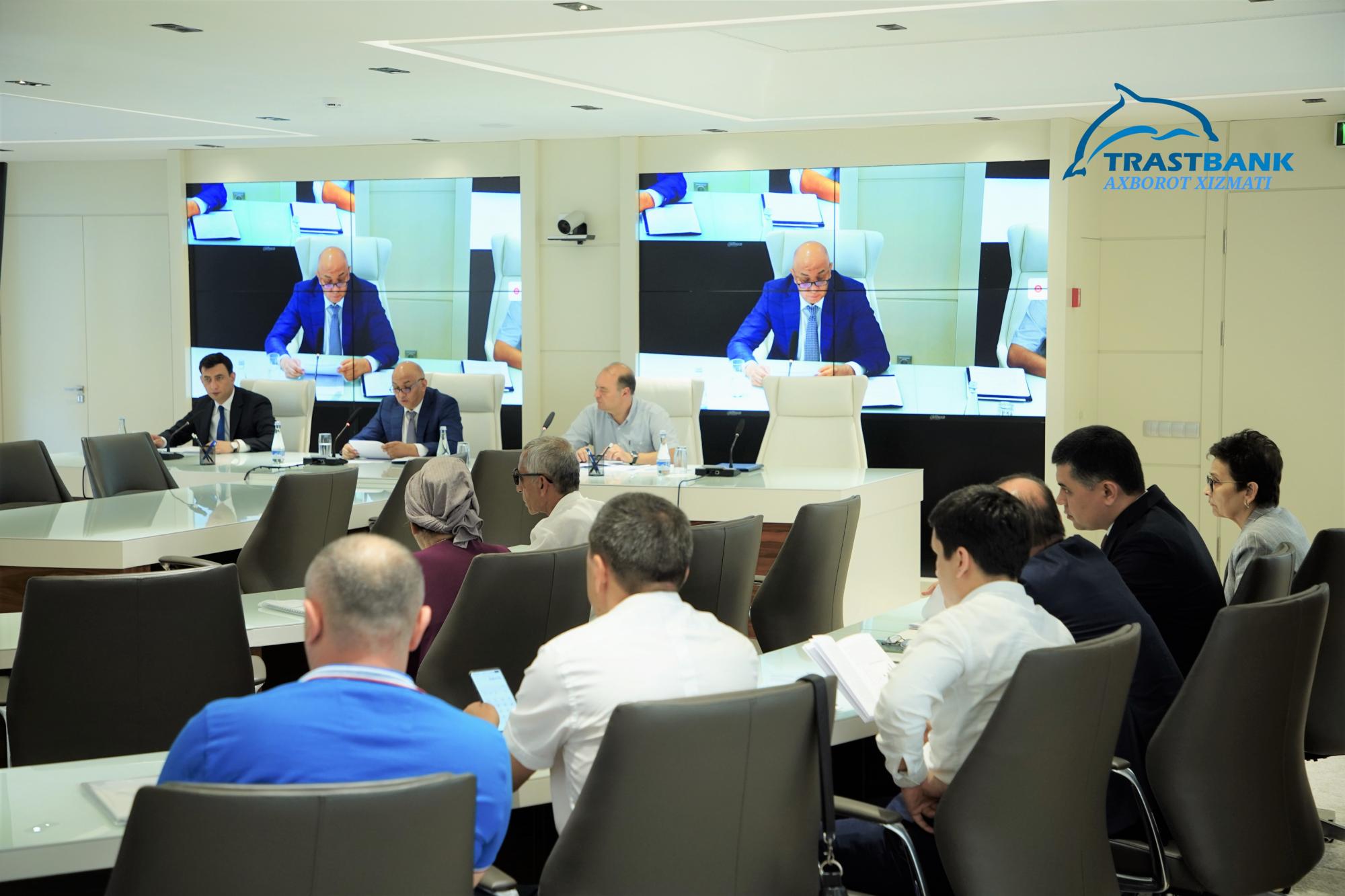 01 (7).jpg 01 (7).jpg