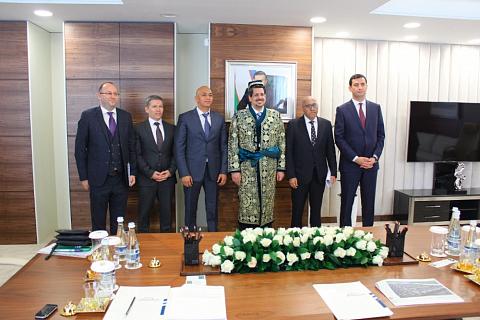 _yff3_mtRhimPx1qsUXS18ap_FnGqiGZ